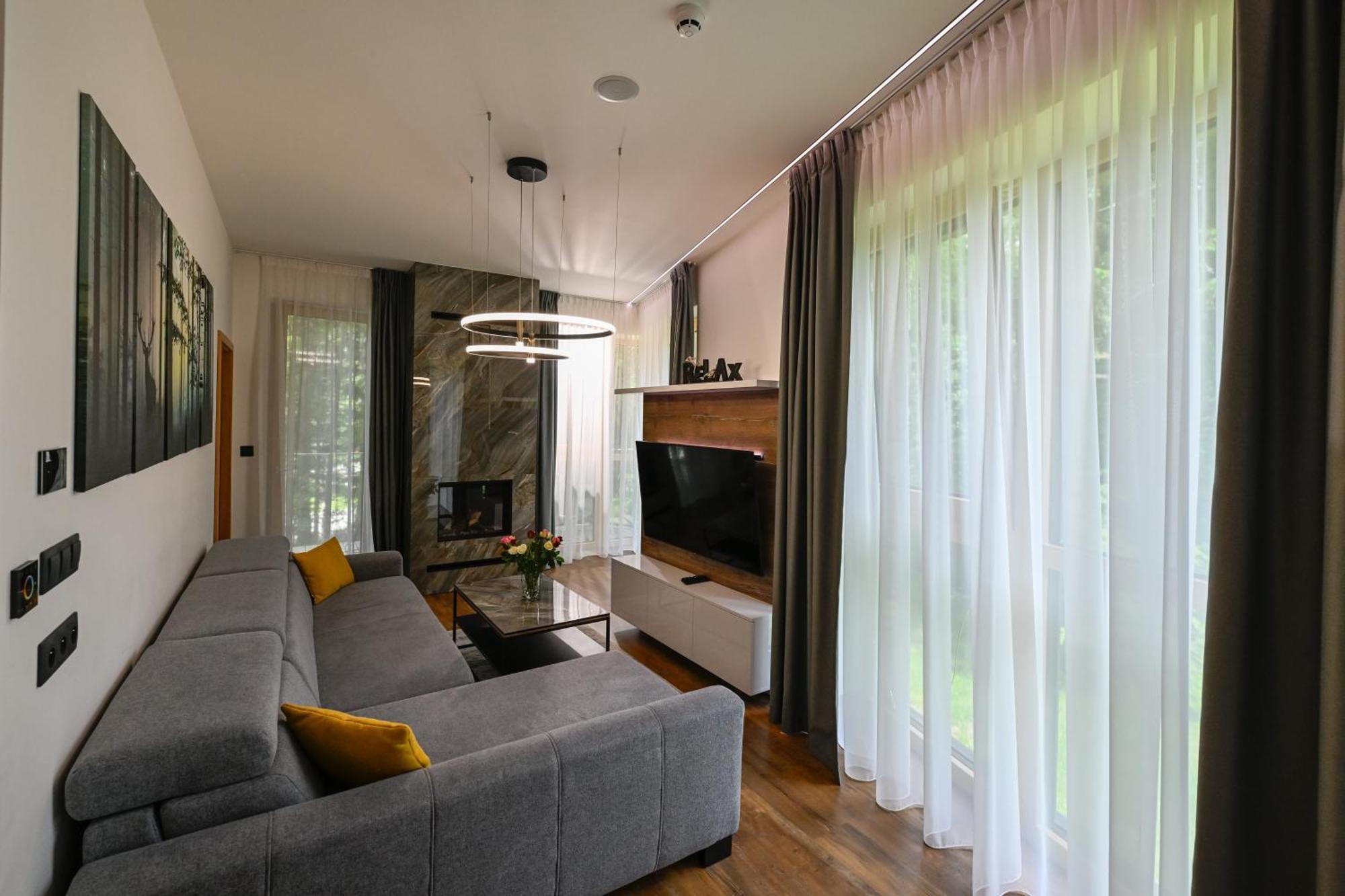 Hotel Ovruc - Rodinny Apartman 111 Strbske Pleso ภายนอก รูปภาพ