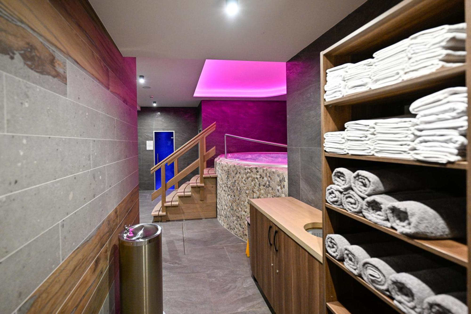 Hotel Ovruc - Rodinny Apartman 111 Strbske Pleso ภายนอก รูปภาพ