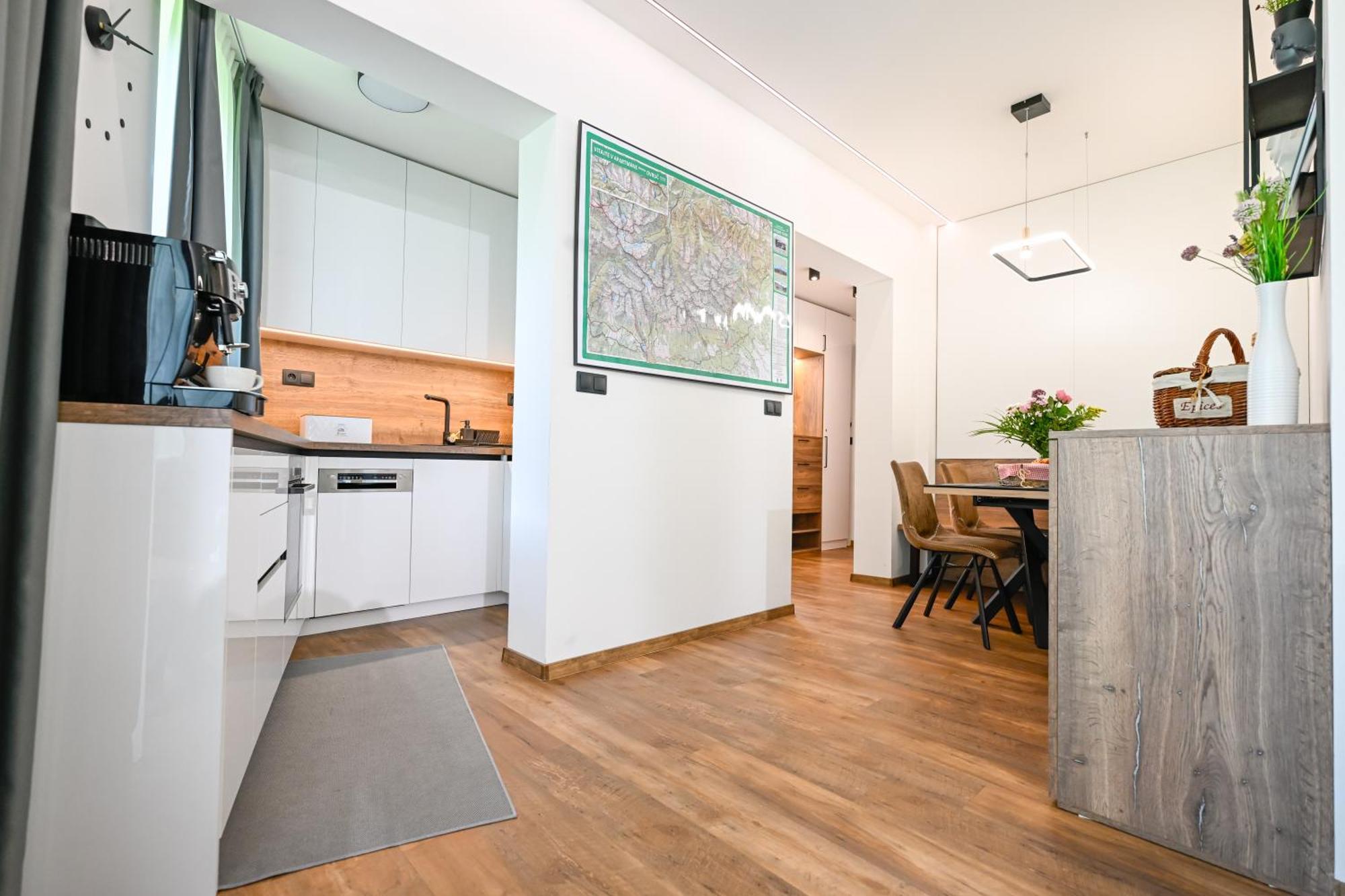 Hotel Ovruc - Rodinny Apartman 111 Strbske Pleso ภายนอก รูปภาพ
