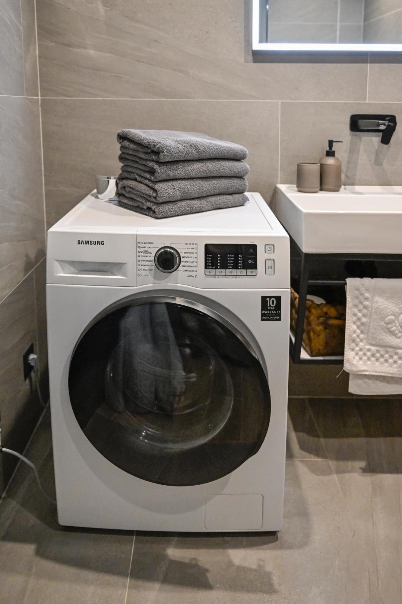 Hotel Ovruc - Rodinny Apartman 111 Strbske Pleso ภายนอก รูปภาพ